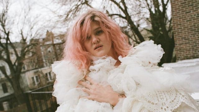 Grace Ives - Girlfriend Tour