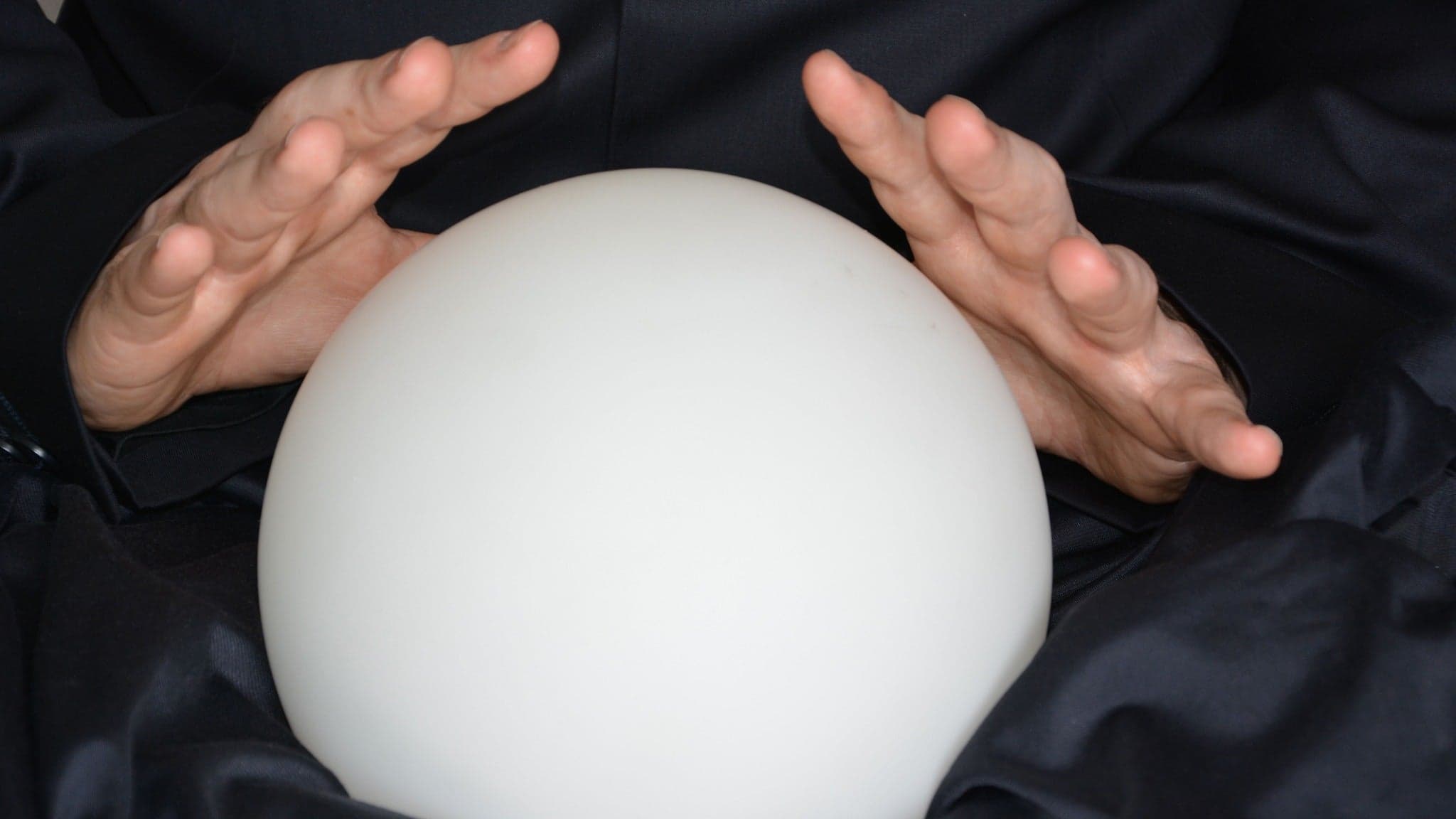 MAGIE LE CHAPEAU MAGIQUE